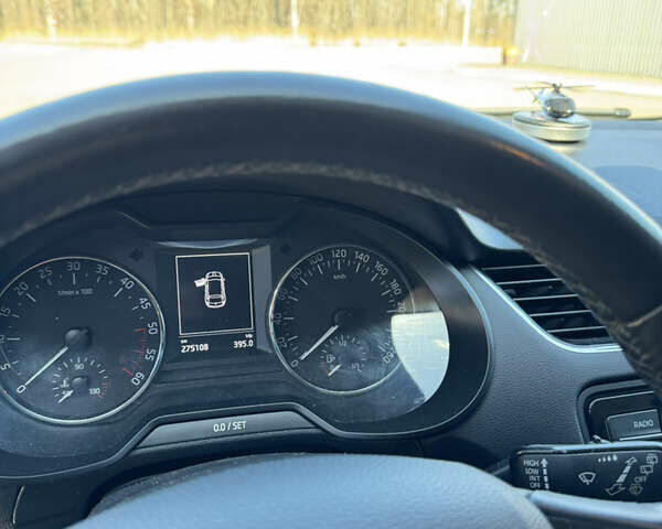 Черный Шкода Октавия, объемом двигателя 1.6 л и пробегом 275 тыс. км за 11200 $, фото 7 на Automoto.ua