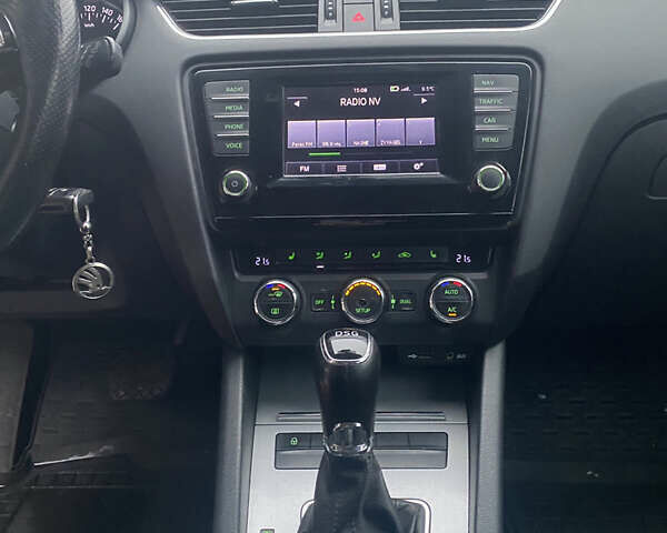 Черный Шкода Октавия, объемом двигателя 1.97 л и пробегом 244 тыс. км за 12800 $, фото 17 на Automoto.ua