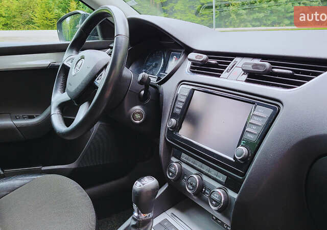 Чорний Шкода Октавія, об'ємом двигуна 1.6 л та пробігом 269 тис. км за 11250 $, фото 75 на Automoto.ua
