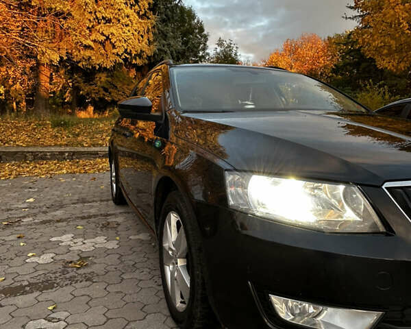 Чорний Шкода Октавія, об'ємом двигуна 1.6 л та пробігом 338 тис. км за 10000 $, фото 4 на Automoto.ua