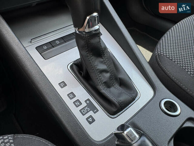 Шкода Октавия 2014 в Бердичеве на Automoto.ua Черный Шкода Октавия, объемом двигателя 1.97 л и пробегом 291 тыс. км за 10800 $, фото 21 на Automoto.ua