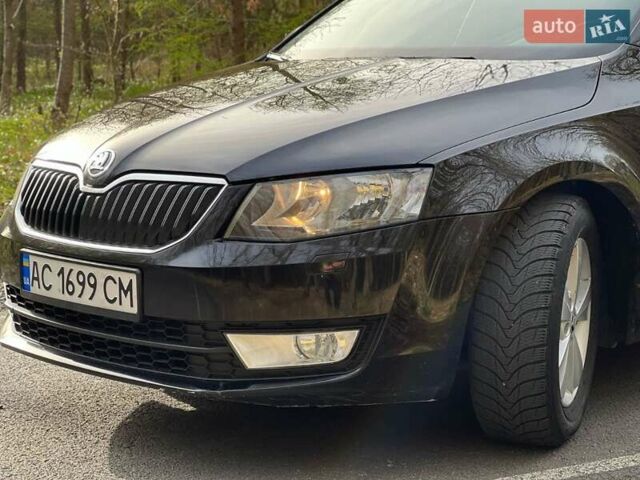 Черный Шкода Октавия, объемом двигателя 2 л и пробегом 300 тыс. км за 11700 $, фото 33 на Automoto.ua