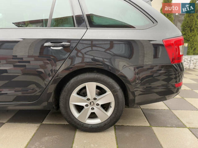 Черный Шкода Октавия, объемом двигателя 1.6 л и пробегом 232 тыс. км за 9900 $, фото 26 на Automoto.ua