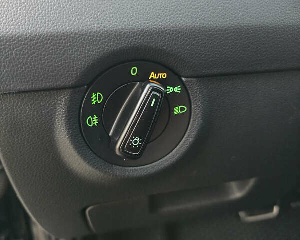 Чорний Шкода Октавія, об'ємом двигуна 1.97 л та пробігом 293 тис. км за 12900 $, фото 31 на Automoto.ua