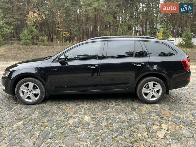 Черный Шкода Октавия, объемом двигателя 1.6 л и пробегом 220 тыс. км за 9999 $, фото 2 на Automoto.ua