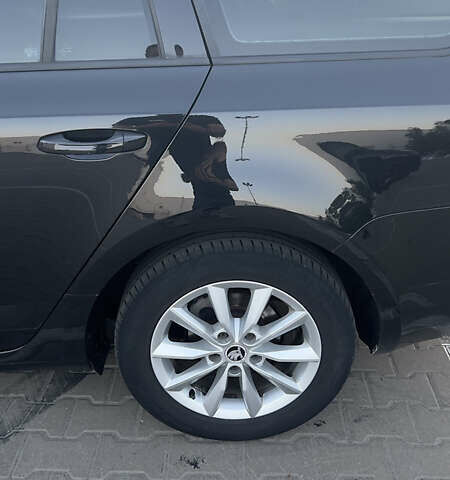 Чорний Шкода Октавія, об'ємом двигуна 1.97 л та пробігом 217 тис. км за 11000 $, фото 25 на Automoto.ua