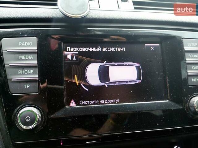 Черный Шкода Октавия, объемом двигателя 1.4 л и пробегом 258 тыс. км за 9500 $, фото 7 на Automoto.ua