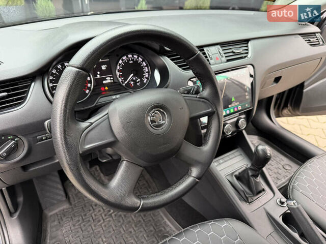 Чорний Шкода Октавія, об'ємом двигуна 1.6 л та пробігом 260 тис. км за 9500 $, фото 13 на Automoto.ua