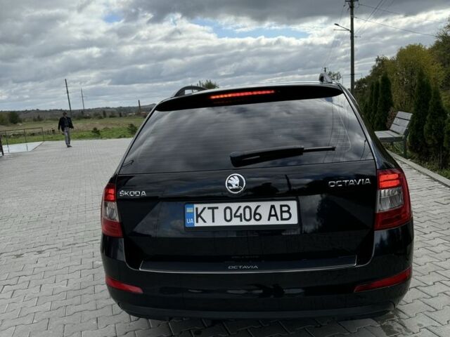 Черный Шкода Октавия, объемом двигателя 1.6 л и пробегом 260 тыс. км за 8300 $, фото 2 на Automoto.ua