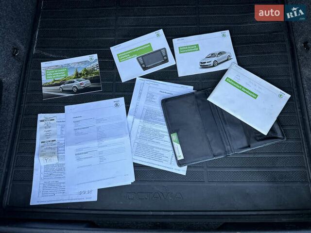 Черный Шкода Октавия, объемом двигателя 1.6 л и пробегом 284 тыс. км за 10500 $, фото 67 на Automoto.ua
