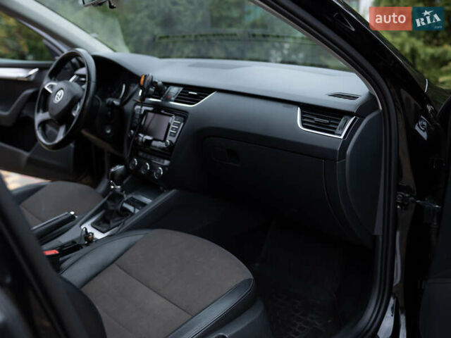 Шкода Октавия 2014 в Котельве на Automoto.ua Черный Шкода Октавия, объемом двигателя 1.97 л и пробегом 278 тыс. км за 12300 $, фото 6 на Automoto.ua