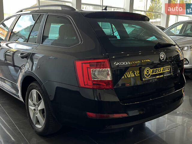 Чорний Шкода Октавія, об'ємом двигуна 1.6 л та пробігом 288 тис. км за 10500 $, фото 4 на Automoto.ua