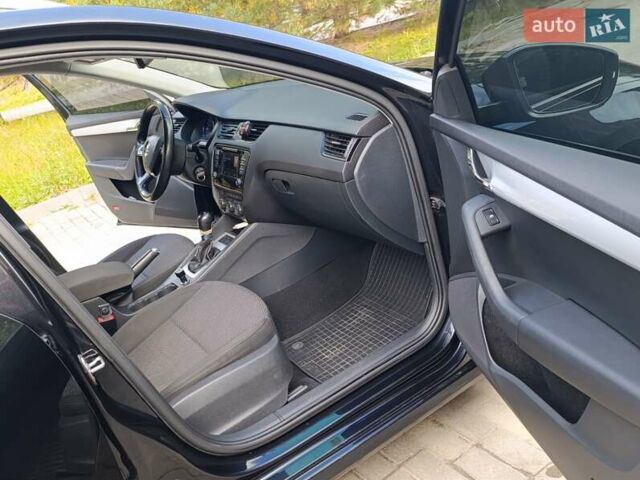 Черный Шкода Октавия, объемом двигателя 1.97 л и пробегом 217 тыс. км за 12500 $, фото 14 на Automoto.ua