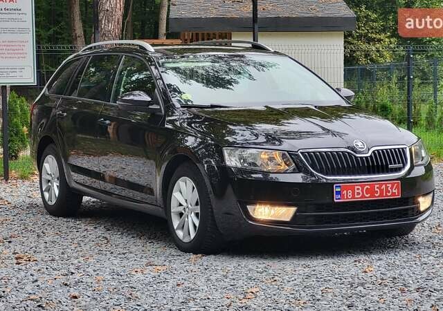 Чорний Шкода Октавія, об'ємом двигуна 1.6 л та пробігом 269 тис. км за 11250 $, фото 6 на Automoto.ua