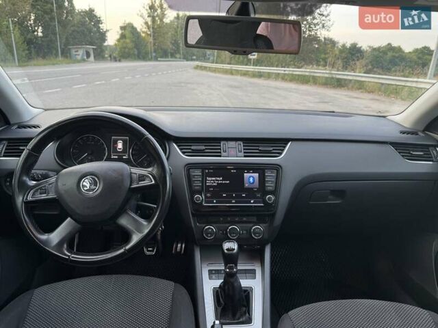 Шкода Октавия 2014 в Виннице на Automoto.ua Черный Шкода Октавия, объемом двигателя 1.6 л и пробегом 285 тыс. км за 8950 $, фото 7 на Automoto.ua