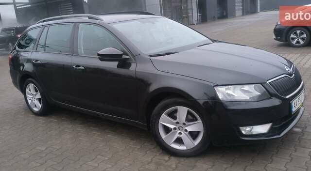 Черный Шкода Октавия, объемом двигателя 1.6 л и пробегом 289 тыс. км за 9650 $, фото 3 на Automoto.ua