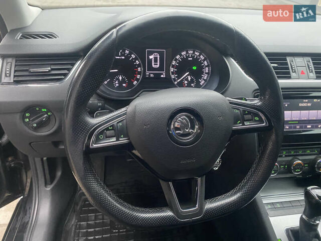 Черный Шкода Октавия, объемом двигателя 1.97 л и пробегом 244 тыс. км за 12800 $, фото 19 на Automoto.ua