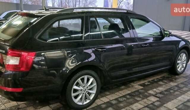 Черный Шкода Октавия, объемом двигателя 1.8 л и пробегом 260 тыс. км за 11000 $, фото 13 на Automoto.ua