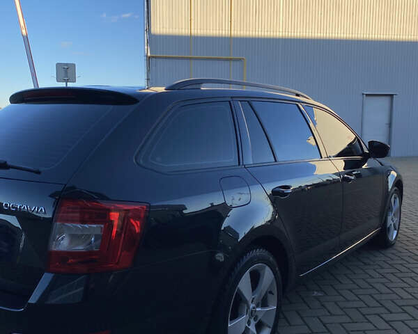 Черный Шкода Октавия, объемом двигателя 2 л и пробегом 294 тыс. км за 12900 $, фото 6 на Automoto.ua