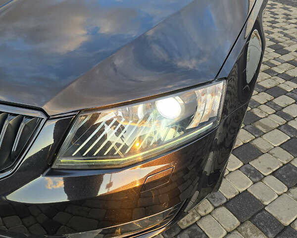 Чорний Шкода Октавія, об'ємом двигуна 1.97 л та пробігом 293 тис. км за 12900 $, фото 13 на Automoto.ua