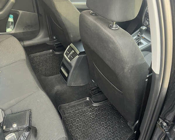 Черный Шкода Октавия, объемом двигателя 1.97 л и пробегом 285 тыс. км за 12500 $, фото 10 на Automoto.ua