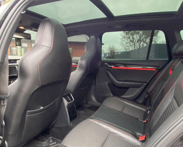 Черный Шкода Октавия, объемом двигателя 2 л и пробегом 206 тыс. км за 15300 $, фото 15 на Automoto.ua