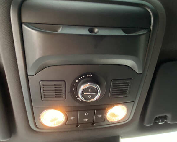 Черный Шкода Октавия, объемом двигателя 2 л и пробегом 206 тыс. км за 15300 $, фото 13 на Automoto.ua