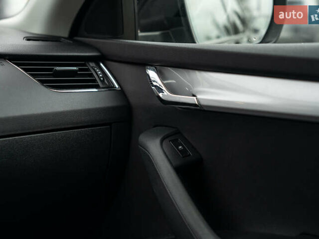 Чорний Шкода Октавія, об'ємом двигуна 1.6 л та пробігом 225 тис. км за 13400 $, фото 28 на Automoto.ua