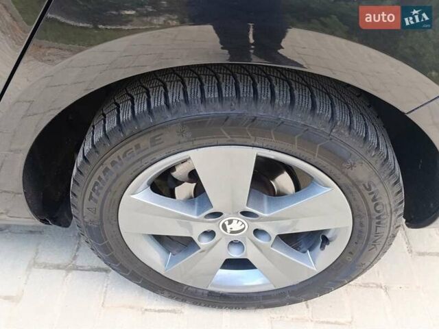 Черный Шкода Октавия, объемом двигателя 1.97 л и пробегом 217 тыс. км за 12500 $, фото 12 на Automoto.ua