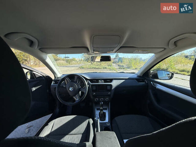 Шкода Октавія 2014 у Надворной на Automoto.ua Чорний Шкода Октавія, об'ємом двигуна 1.98 л та пробігом 290 тис. км за 10600 $, фото 14 на Automoto.ua