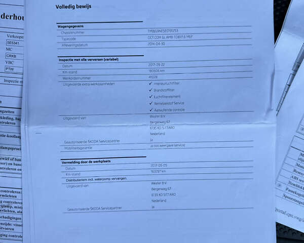 Черный Шкода Октавия, объемом двигателя 1.6 л и пробегом 284 тыс. км за 10500 $, фото 68 на Automoto.ua