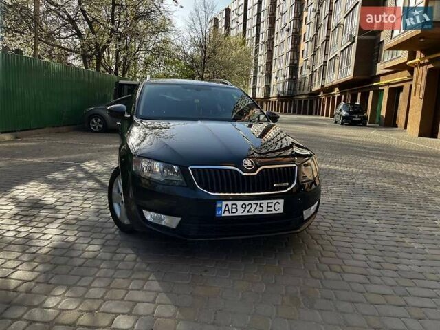 Черный Шкода Октавия, объемом двигателя 1.6 л и пробегом 267 тыс. км за 11000 $, фото 2 на Automoto.ua