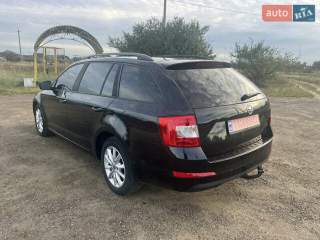 Чорний Шкода Октавія, об'ємом двигуна 2 л та пробігом 295 тис. км за 11800 $, фото 9 на Automoto.ua