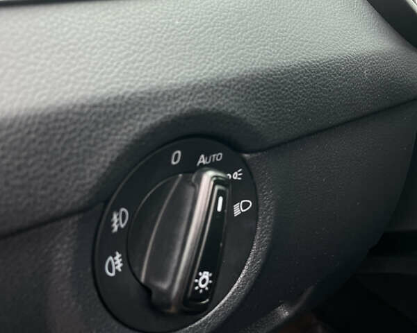 Черный Шкода Октавия, объемом двигателя 1.97 л и пробегом 327 тыс. км за 10999 $, фото 26 на Automoto.ua