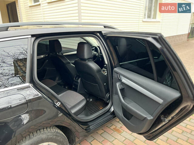 Черный Шкода Октавия, объемом двигателя 2 л и пробегом 312 тыс. км за 13500 $, фото 26 на Automoto.ua
