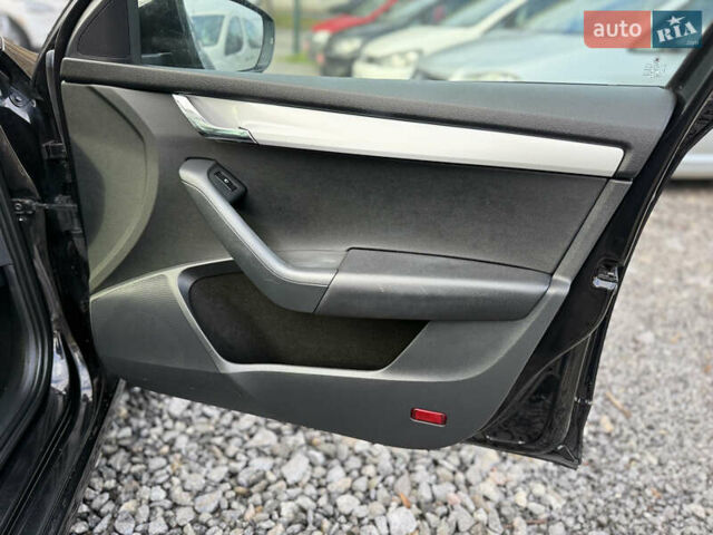 Черный Шкода Октавия, объемом двигателя 1.6 л и пробегом 218 тыс. км за 11950 $, фото 27 на Automoto.ua