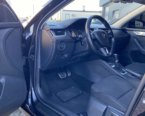 Черный Шкода Октавия, объемом двигателя 2 л и пробегом 294 тыс. км за 12900 $, фото 19 на Automoto.ua