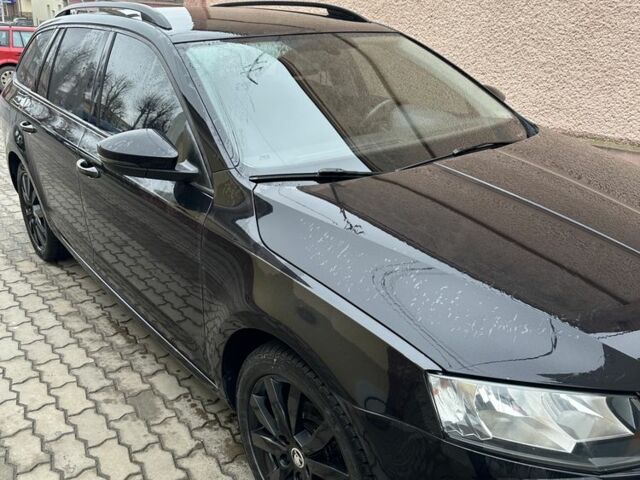 Чорний Шкода Октавія, об'ємом двигуна 1.6 л та пробігом 243 тис. км за 9700 $, фото 1 на Automoto.ua