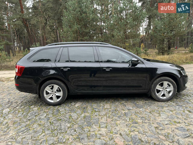 Черный Шкода Октавия, объемом двигателя 1.6 л и пробегом 220 тыс. км за 9999 $, фото 6 на Automoto.ua