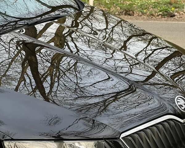 Черный Шкода Октавия, объемом двигателя 2 л и пробегом 300 тыс. км за 11700 $, фото 17 на Automoto.ua