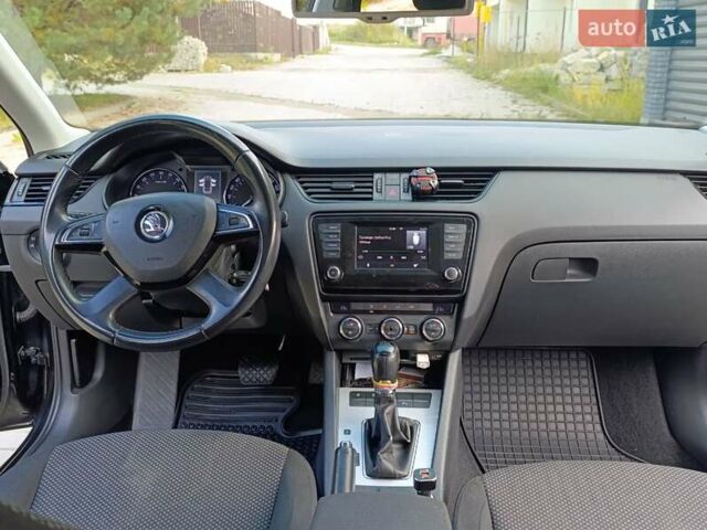 Черный Шкода Октавия, объемом двигателя 1.97 л и пробегом 217 тыс. км за 12500 $, фото 13 на Automoto.ua