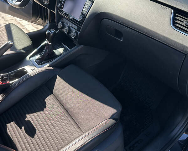 Черный Шкода Октавия, объемом двигателя 1.97 л и пробегом 284 тыс. км за 15200 $, фото 27 на Automoto.ua