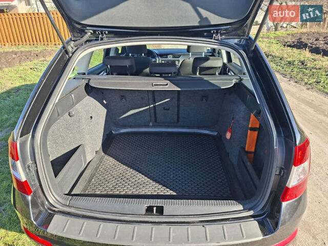 Черный Шкода Октавия, объемом двигателя 1.6 л и пробегом 270 тыс. км за 11800 $, фото 7 на Automoto.ua