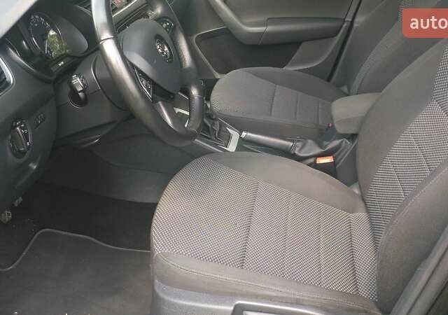 Чорний Шкода Октавія, об'ємом двигуна 1.6 л та пробігом 300 тис. км за 9500 $, фото 8 на Automoto.ua