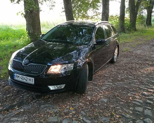 Черный Шкода Октавия, объемом двигателя 1.6 л и пробегом 229 тыс. км за 10900 $, фото 1 на Automoto.ua