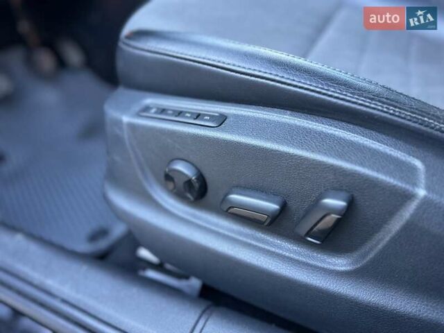 Черный Шкода Октавия, объемом двигателя 1.6 л и пробегом 209 тыс. км за 11500 $, фото 26 на Automoto.ua