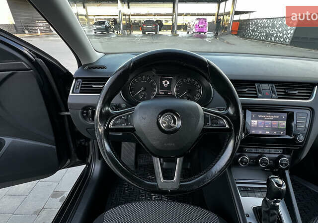 Чорний Шкода Октавія, об'ємом двигуна 1.6 л та пробігом 157 тис. км за 9999 $, фото 51 на Automoto.ua