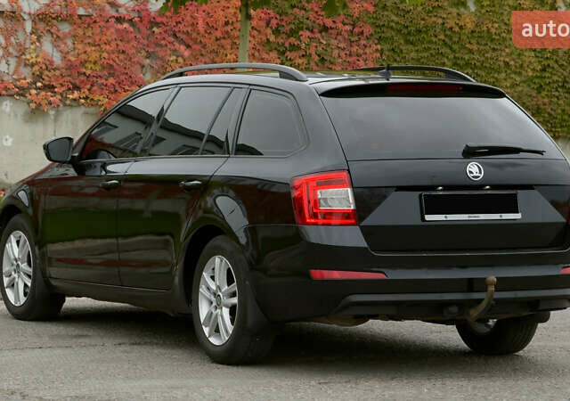 Шкода Октавия 2014 в Днепре (Днепропетровске) на Automoto.ua Черный Шкода Октавия, объемом двигателя 1.97 л и пробегом 192 тыс. км за 11500 $, фото 1 на Automoto.ua