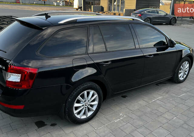 Чорний Шкода Октавія, об'ємом двигуна 1.6 л та пробігом 157 тис. км за 9999 $, фото 19 на Automoto.ua