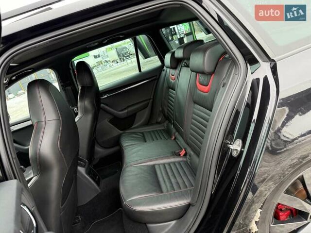 Черный Шкода Октавия, объемом двигателя 2 л и пробегом 230 тыс. км за 16150 $, фото 68 на Automoto.ua